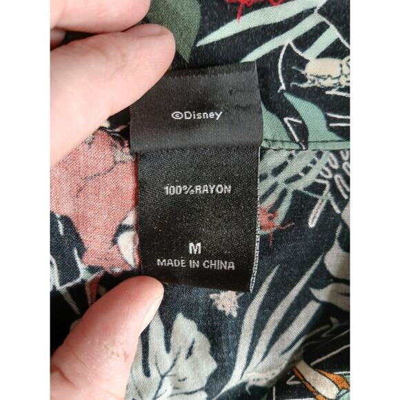 Disney Lion King Her Universe Shirt Womens Medium Green Button Up Timon Pumbaa - Picture 3 of 7